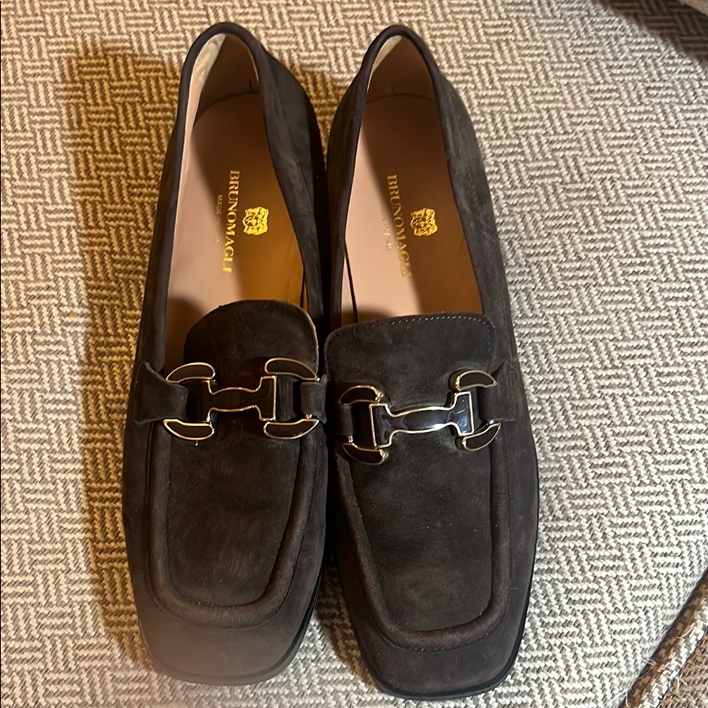Bruno Magli Black Flats with Signature Horsebit Detail